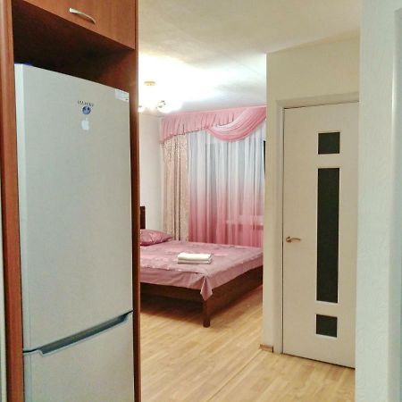 1-Комнатная Квартира С Кухней Люкс На Пр. А. Поля, 62 Ντνιπροπετρόφσκ Εξωτερικό φωτογραφία