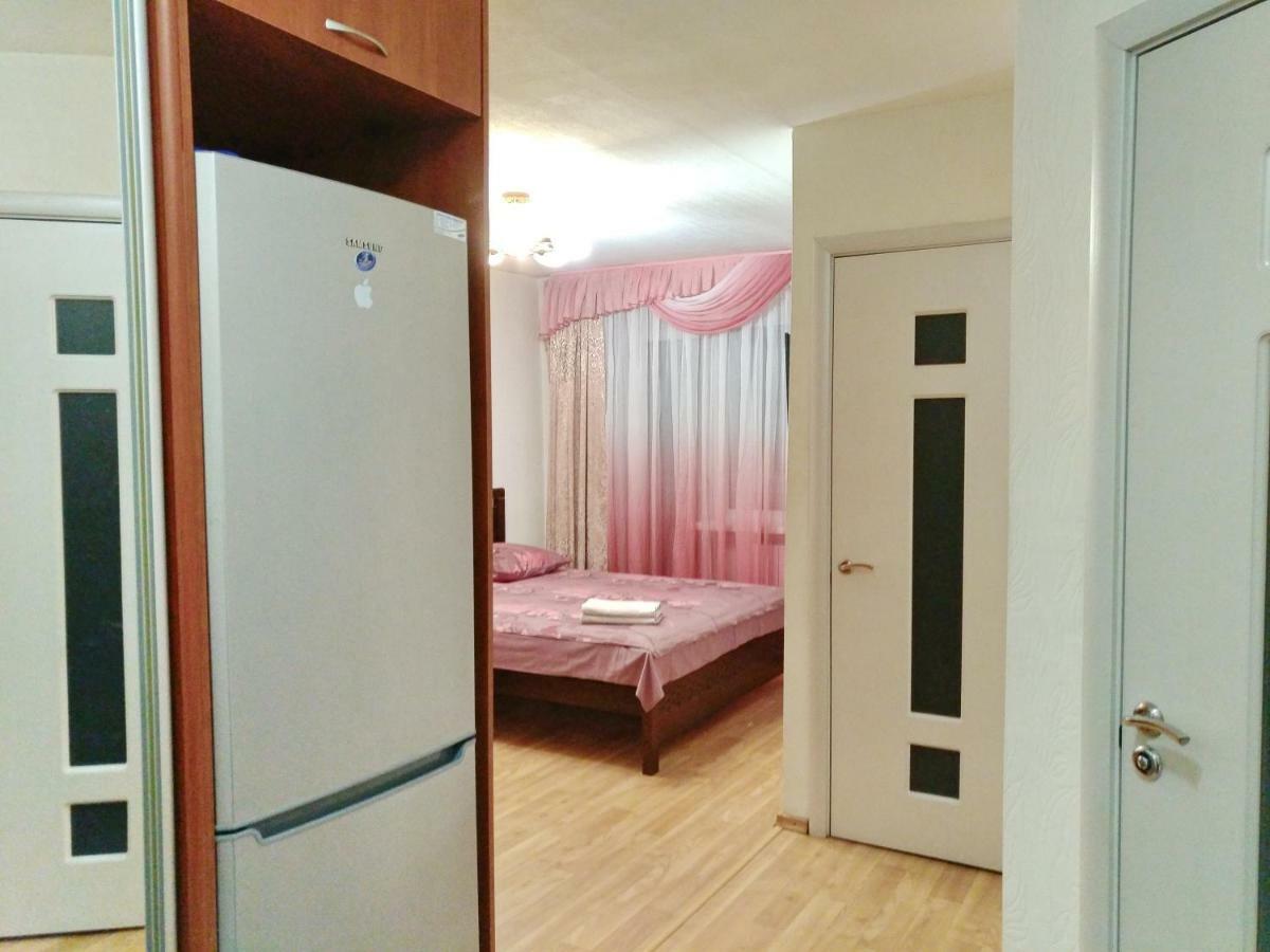 1-Комнатная Квартира С Кухней Люкс На Пр. А. Поля, 62 Ντνιπροπετρόφσκ Εξωτερικό φωτογραφία